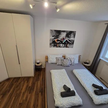 Grosse Moderne Ferienwohnung, Zentrale Ruhige Lage * Kassel