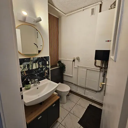 Grosse Moderne Ferienwohnung, Zentrale Ruhige Lage * Kassel